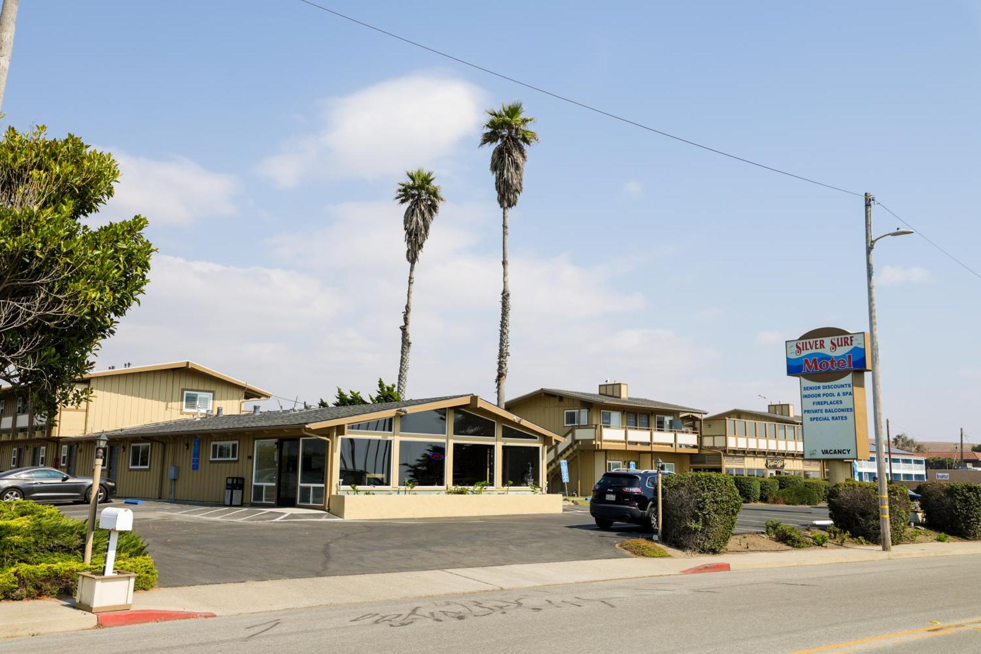 Silver Surf Motel San Simeon Dış mekan fotoğraf