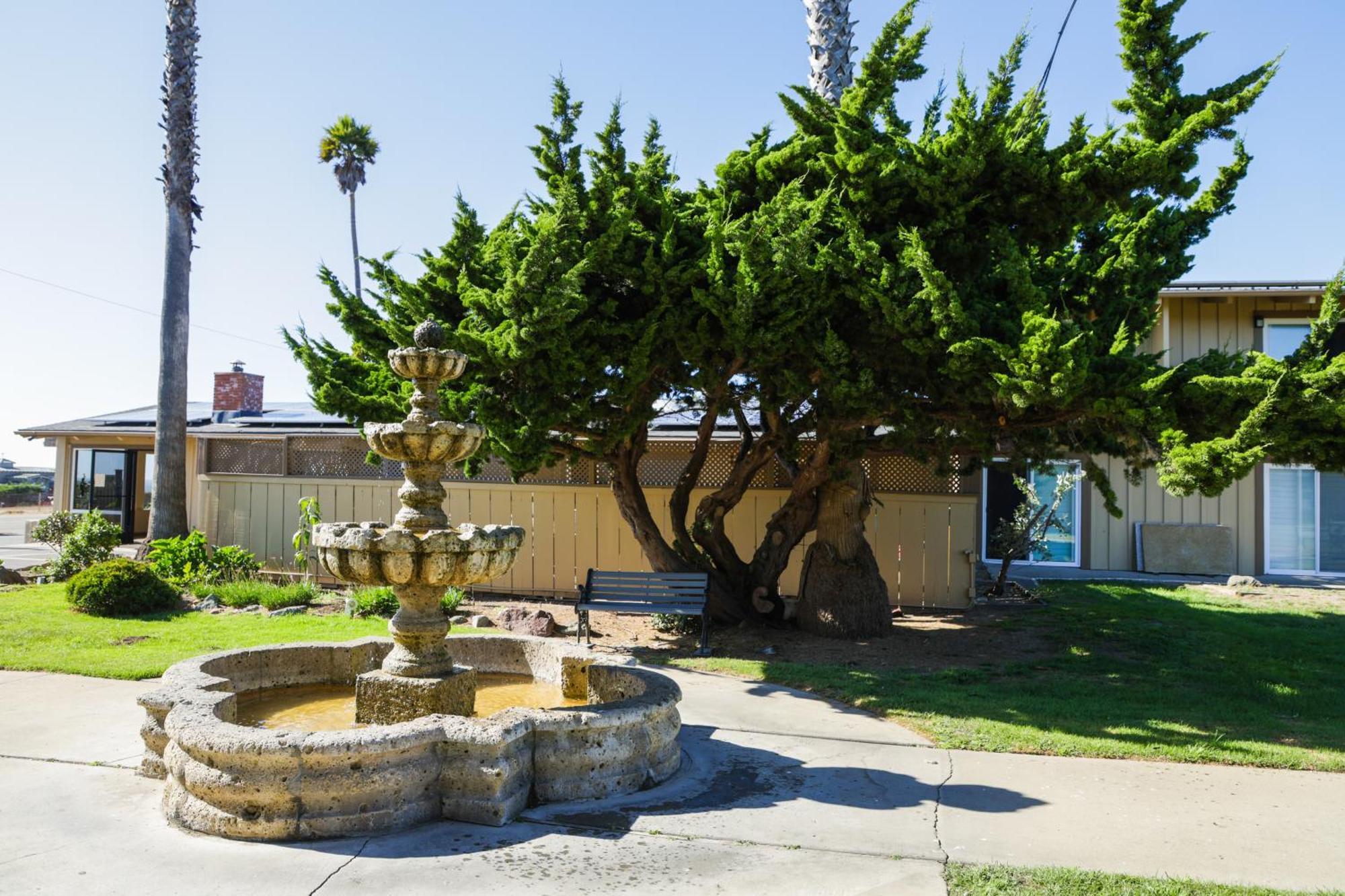Silver Surf Motel San Simeon Dış mekan fotoğraf